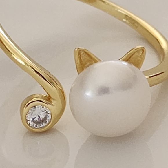 925S Real 8mm Cultured Freshwater Pearl Cat Shape Gold Ring - Adjustable - Picture 3 of 16
